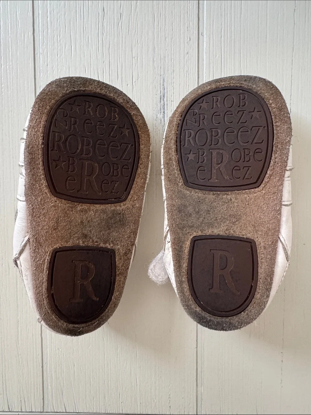 Baby Girl Robeez White Leather Fisherman Sandals